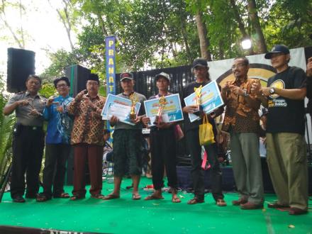 Lomba Mancing di Tempuran 