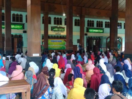 Pendampingan Anak Yatim, Piatu, dan Yatim Piatu