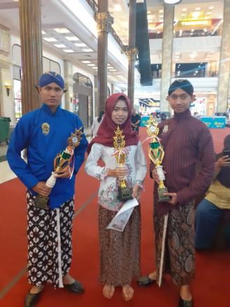 Putri Raih Prestasi Lomba Panatacara Pelajar DIY-Jateng