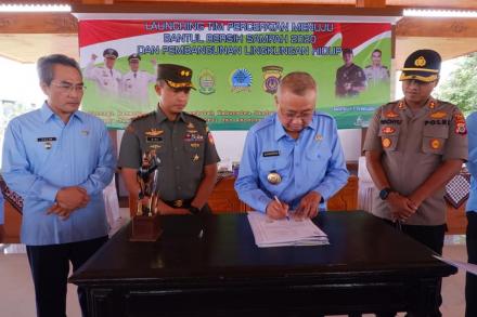 Babinsa Bhabinkamtibmas Argodadi Hadiri  Launching Program Perpecapatan Menuju Bantul Bersih Sampah 