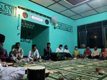 Warga Sukoharjo Gelar Pengajian Jumat Pahing