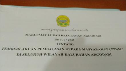 Pembatasan Kegiatan, Lurah Argodadi Keluarkan Maklumat