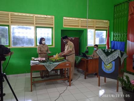 HUT ke-28, SMP 2 Sedayu Dapatkan Kado Istimewa