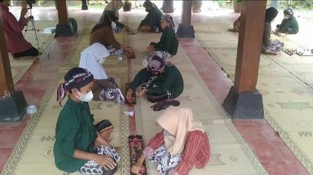 Disbud Bantul Fasilitasi Permainan Tradisional