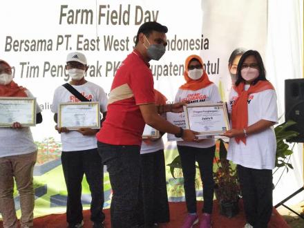 Padukuhan Brongkol Juara II Aku Hatinya PKK Wilayah Bantul Barat